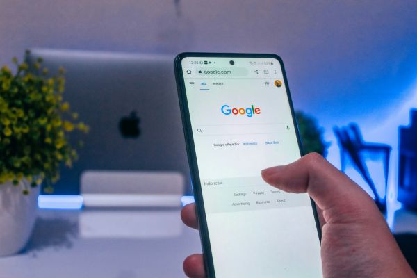 Comment un agent RCS Google transforme votre communication client
